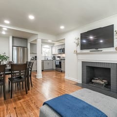 New Listing! 4 Bdrm Plaza Charmer! Pet Friendly!