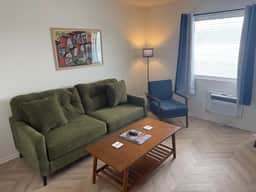 Newly Remodeled Deluxe King Suite - Image 2