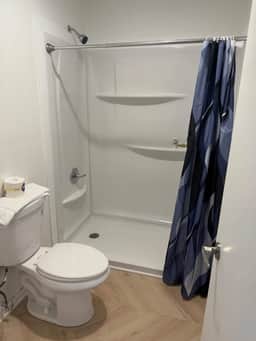 Newly Remodeled Deluxe King Suite - Image 5