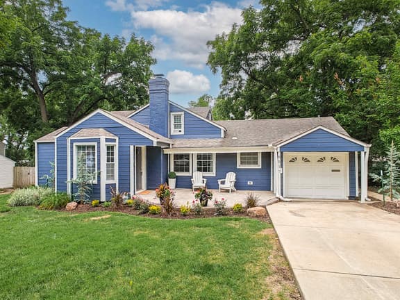 Stunning Newly Remodeled Home-Amazing Location - Image 1